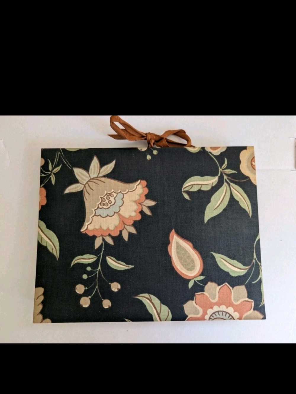Vintage Fabric Floral Expandable Accordion Recipe File Organizer Ribbon Closure